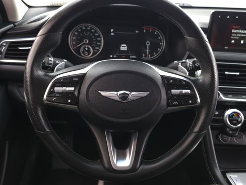 Used 2022 Genesis G70 2.0T image 11