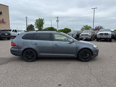Used 2011 Volkswagen Jetta TDI FWD image 6