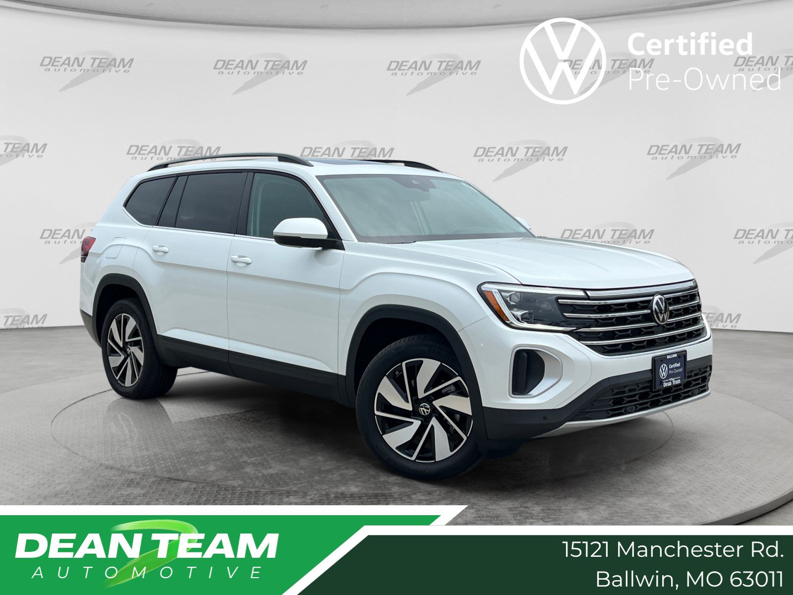 Certified 2026 Volkswagen Atlas SE w/ Panoramic Sunroof Package AWD/4WD image 1