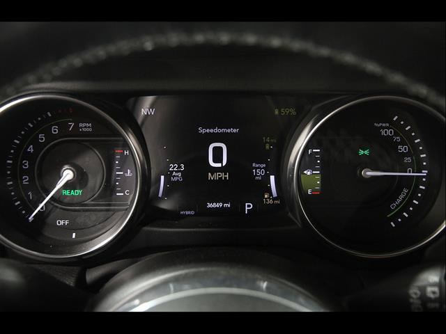 Used 2022 Jeep Wrangler Unlimited Sahara w/ Cold Weather Group AWD/4WD image 9