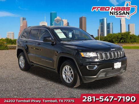 Used 2020 Jeep Grand Cherokee Laredo image 1