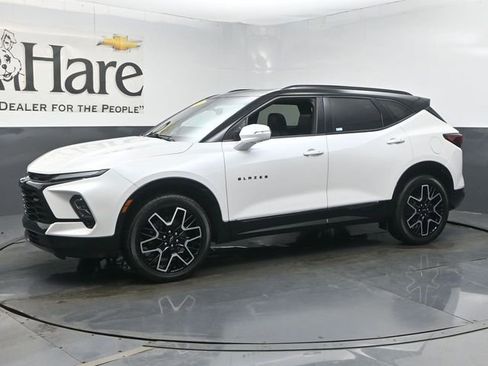 Used 2023 Chevrolet Blazer RS w/ Driver Confidence II Package FWD image 31