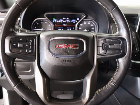 Used 2021 GMC Yukon AT4 w/ Technology Package image 3