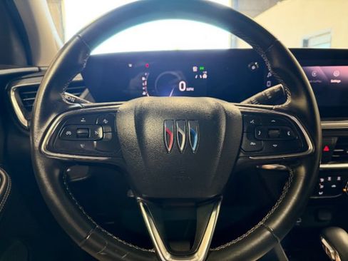 Used 2025 Buick Encore GX Preferred FWD image 19