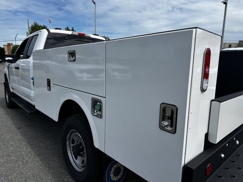 New 2024 Ford F350 XL w/ Snow Plow Prep Package AWD/4WD image 25