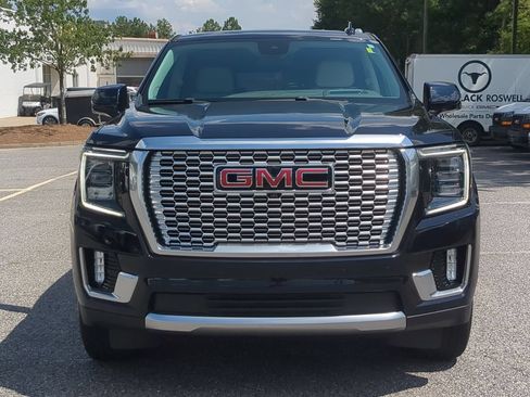 Used 2023 GMC Yukon Denali w/ Denali Reserve Package AWD/4WD image 3