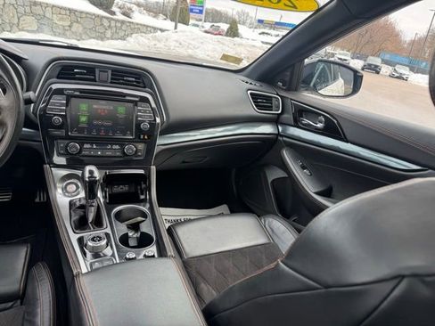 Used 2020 Nissan Maxima SR w/ Sport Mat Group image 40