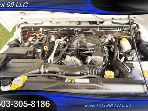 Used 2015 Jeep Wrangler Sport image 15