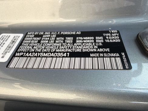 Used 2021 Porsche Cayenne AWD/4WD image 25