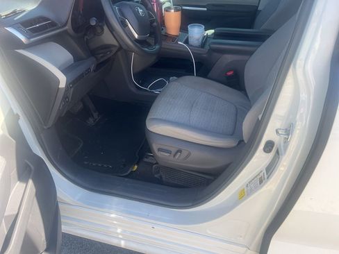 Used 2021 Toyota Sienna LE image 8