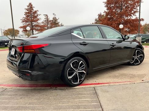 Used 2025 Nissan Altima 2.5 SR image 6