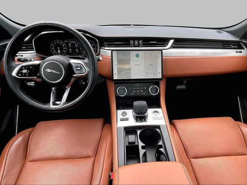 Used 2025 Jaguar F-PACE R-Dynamic S AWD/4WD image 15