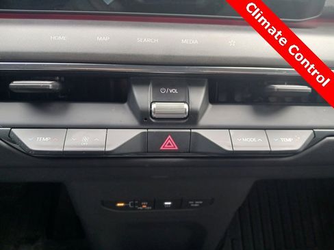 Certified 2026 Kia EV9 Land w/ Nightfall Edition Package image 22