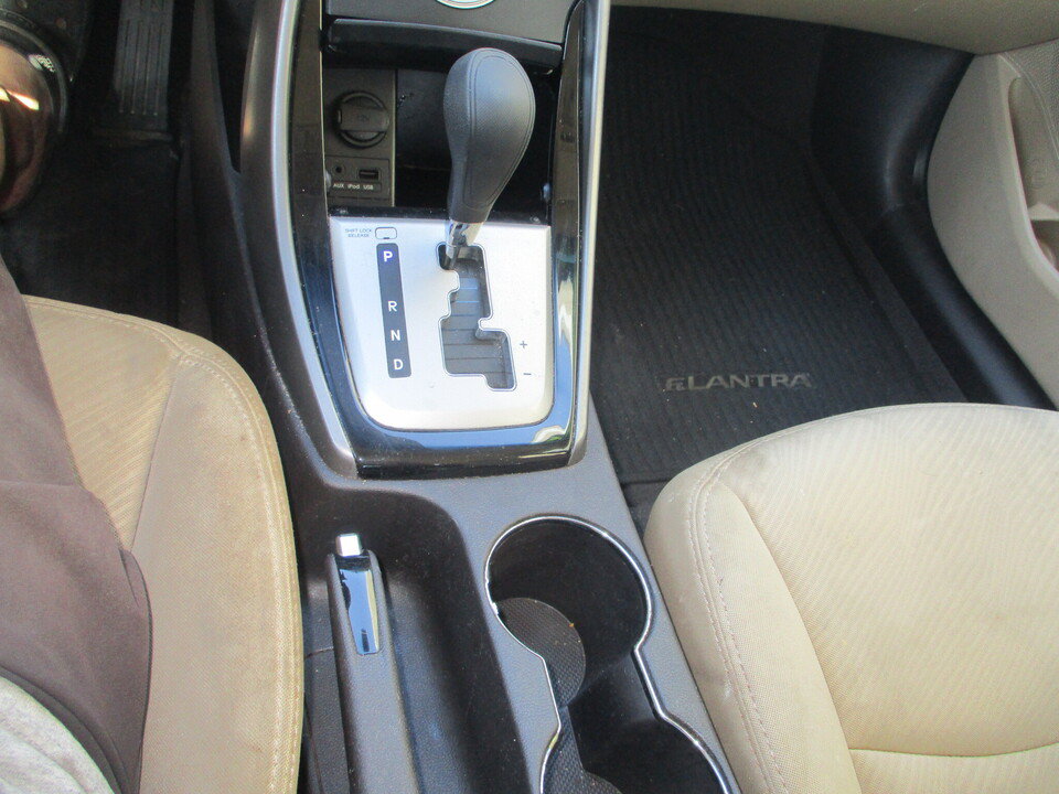 Used 2011 Hyundai Elantra GLS w/ Preferred Equipment Pkg 3 FWD image 33