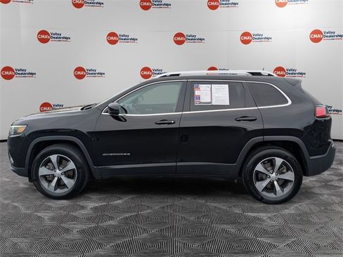 Used 2019 Jeep Cherokee Limited w/ Technology Group image 8
