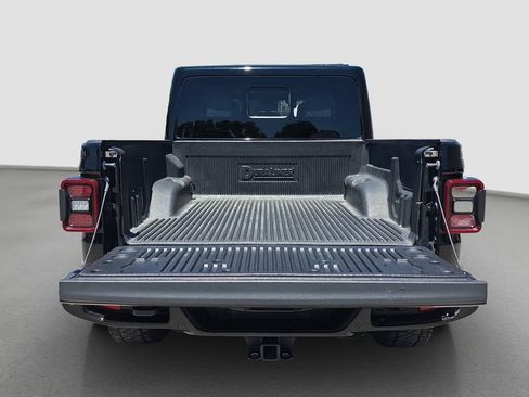 Used 2022 Jeep Gladiator Overland AWD/4WD image 17