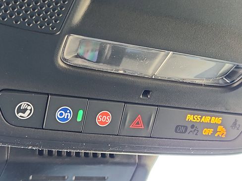 New 2026 Chevrolet Equinox ACTIV w/ Convenience Package III image 17