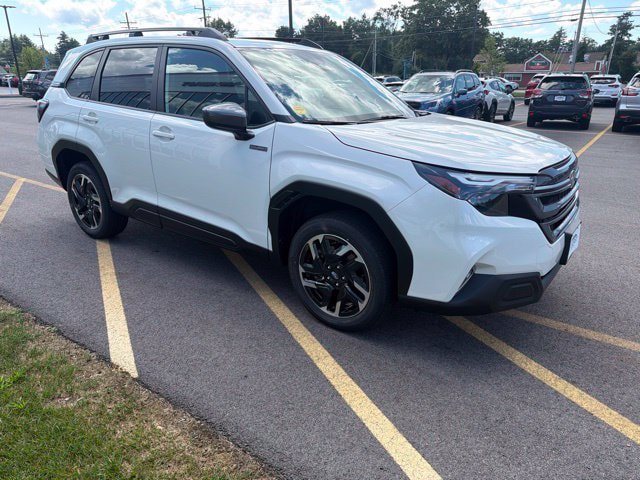 New 2026 Subaru Forester Touring AWD/4WD image 3