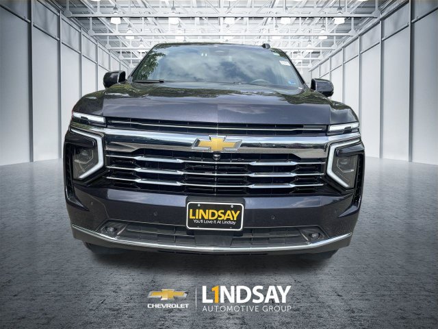 Certified 2026 Chevrolet Suburban LT w/ Comfort Package AWD/4WD image 5