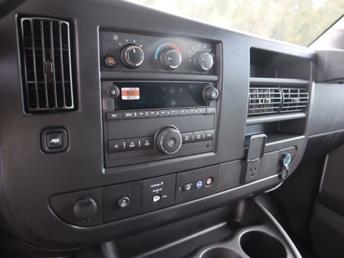 New 2025 GMC Savana 2500 w/ Driver Convenience Package image 12