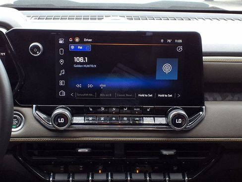 Used 2024 Chevrolet Colorado ZR2 w/ Technology Package image 14