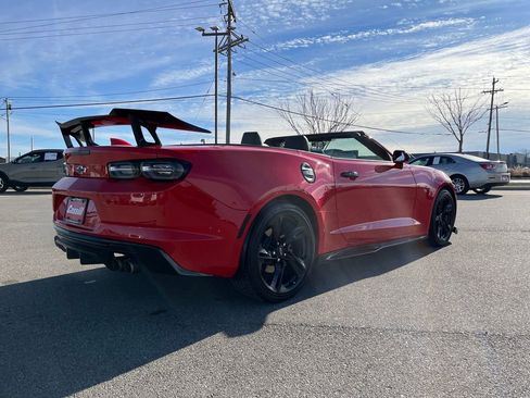 Used 2023 Chevrolet Camaro LT w/ RS Package image 32