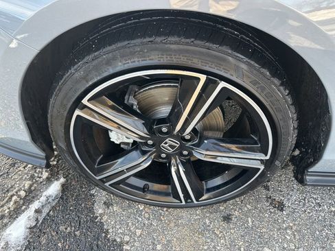 Used 2023 Honda Accord Sport image 13