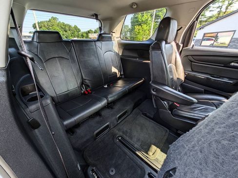 Used 2015 GMC Acadia SLT AWD/4WD image 22