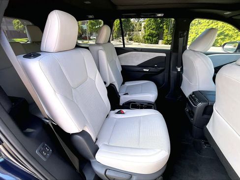 Used 2024 Lexus TX 350 AWD w/ Captains Chair Package image 19