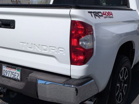 Used 2017 Toyota Tundra SR5 w/ TRD Off Road Package AWD/4WD image 11