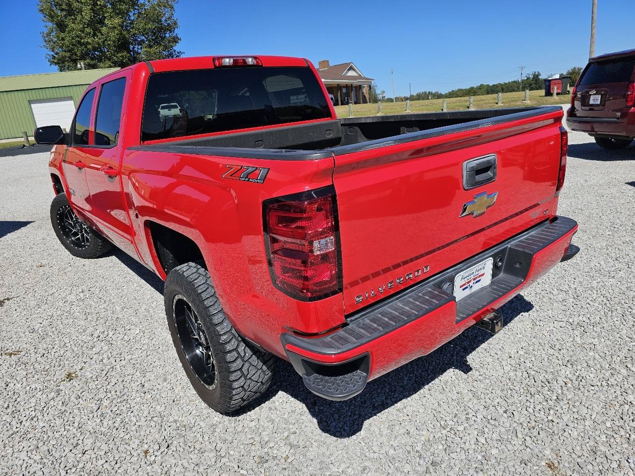 Used 2018 Chevrolet Silverado 1500 LT w/ Texas Edition AWD/4WD image 11
