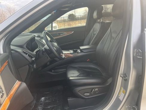 Used 2017 Lincoln MKX Reserve w/ Lincoln MKX Climate Package image 25