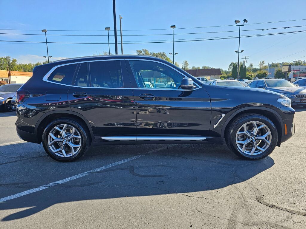 Used 2024 BMW X3 xDrive30i AWD/4WD image 6