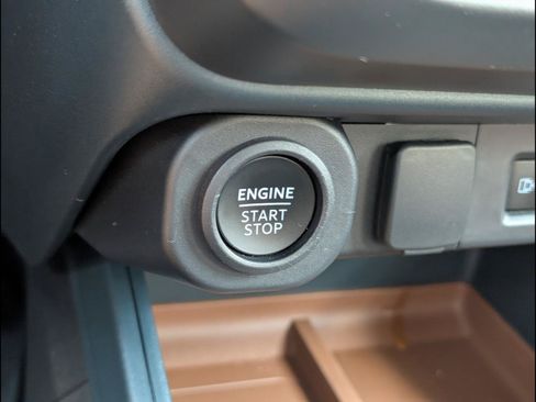 Used 2024 Ford Maverick Lariat FWD image 19