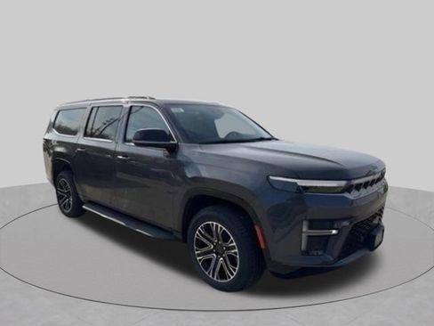 New 2026 Jeep Grand Wagoneer L 4WD w/ Premium Group I image 6