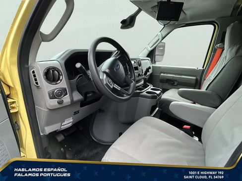Used 2022 Ford E-450 and Econoline 450 Super Duty RWD image 20