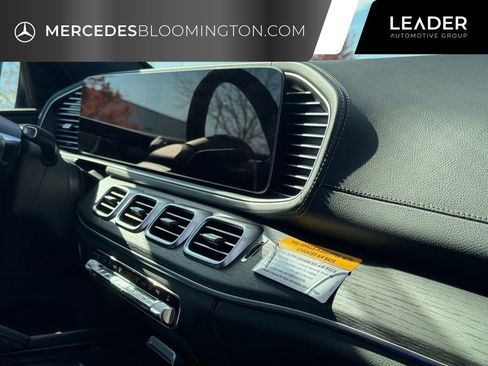 Used 2025 Mercedes-Benz GLS 450 GLS 450 image 43