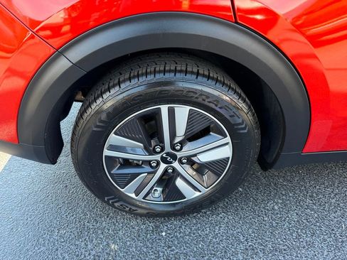 Used 2022 Kia Niro LXS image 37