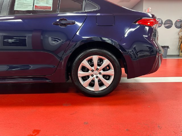 Certified 2024 Toyota Corolla LE FWD image 29