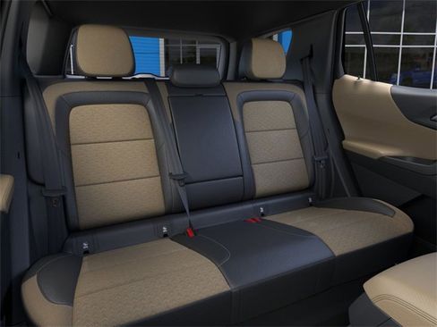 New 2026 Chevrolet Equinox ACTIV w/ Convenience Package III image 17