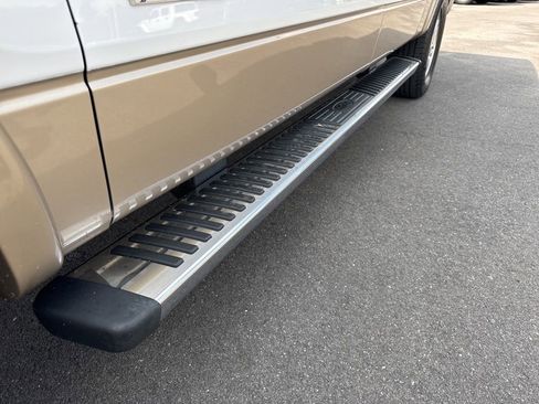 Used 2011 Ford F150 Lariat w/ Lariat Plus Pkg image 16