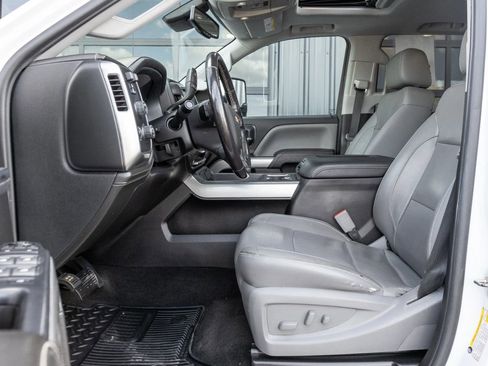 Used 2018 Chevrolet Silverado 2500 LTZ w/ Duramax Plus Package image 16