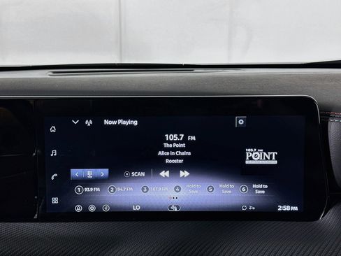 Used 2026 Nissan Kicks SR FWD image 21