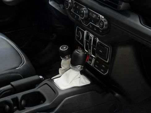 Used 2025 Jeep Wrangler Unlimited Rubicon 392 image 62