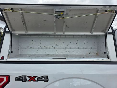 Used 2019 Ford F150 XLT image 14