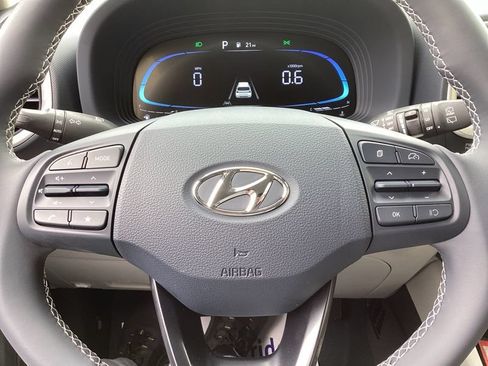 New 2026 Hyundai Venue SEL FWD image 30