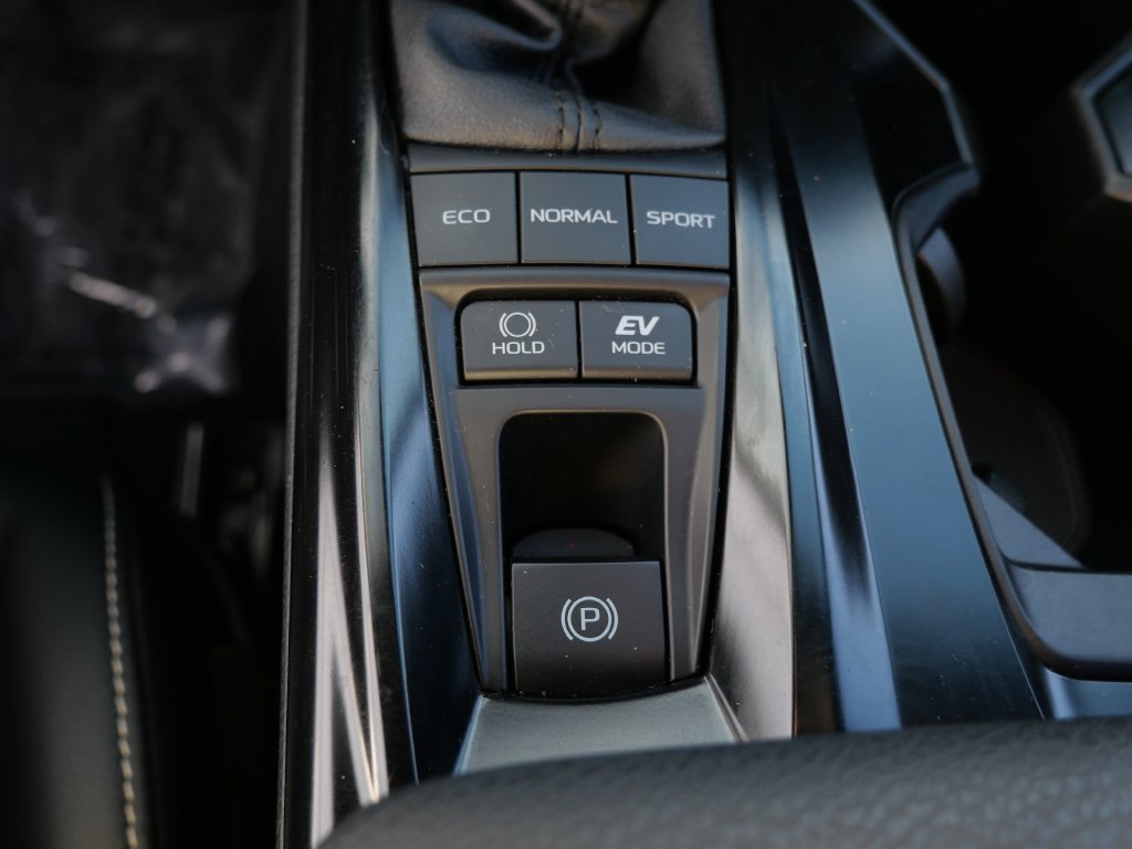 Certified 2025 Toyota Camry SE FWD image 21