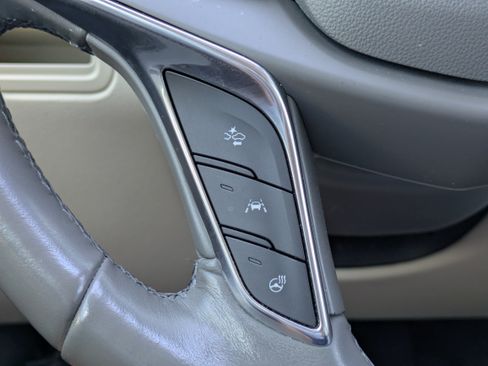Used 2019 Cadillac XT5 Luxury FWD image 24