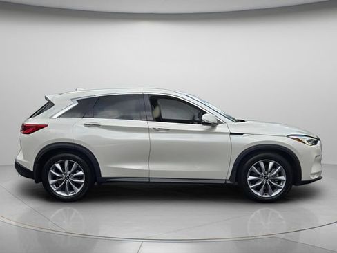 Used 2021 INFINITI QX50 Luxe AWD/4WD image 4