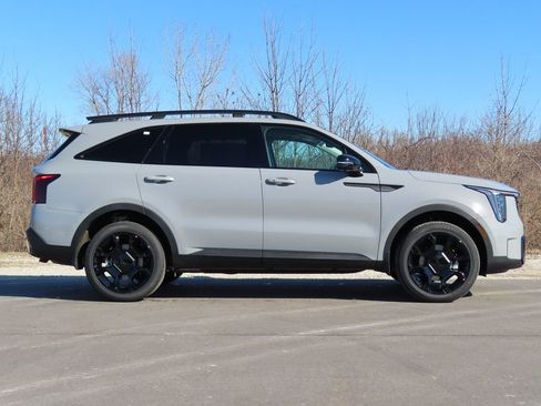 New 2026 Kia Sorento SX AWD/4WD image 2